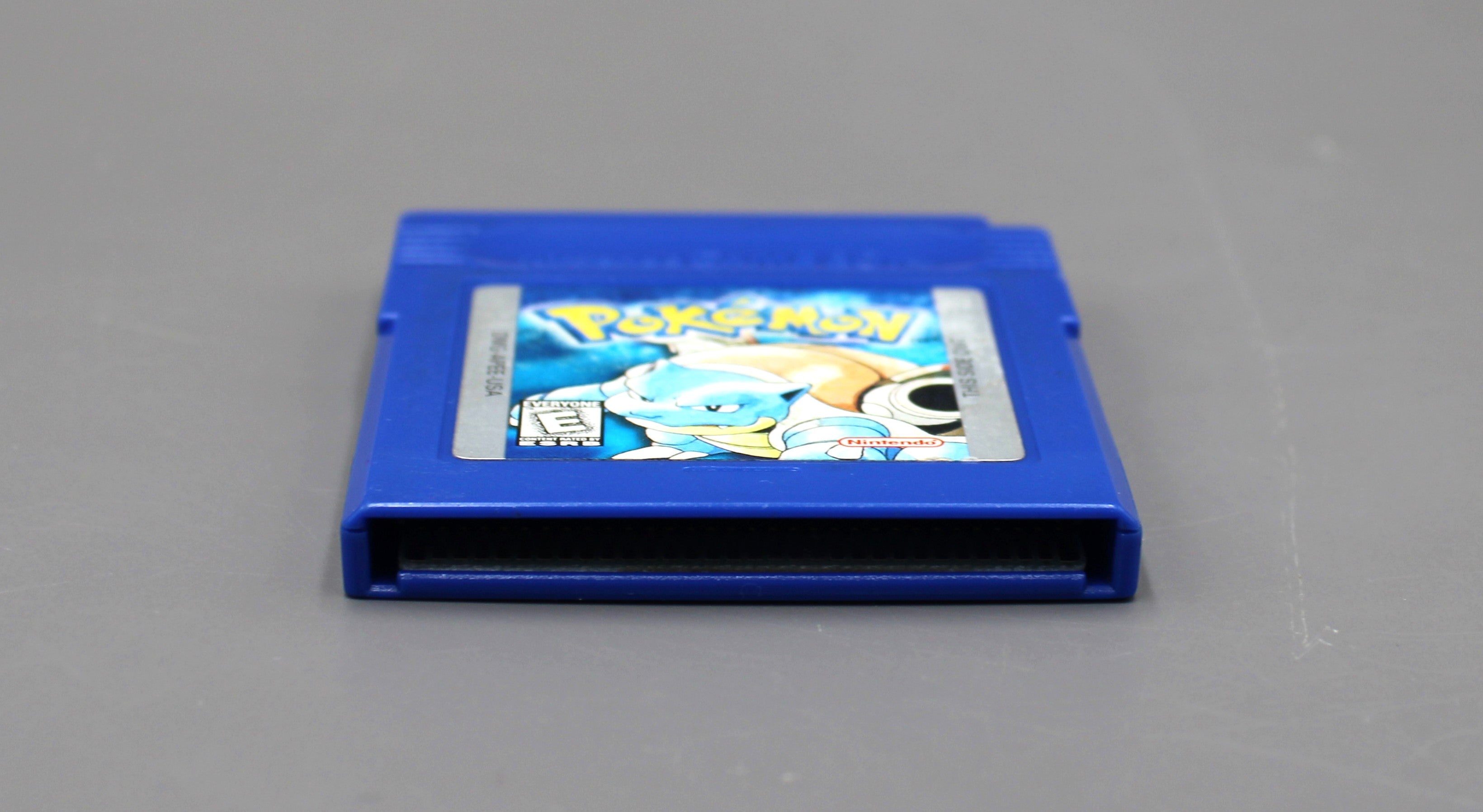 Nintendo Gameboy 1998 Pokémon deals Blue