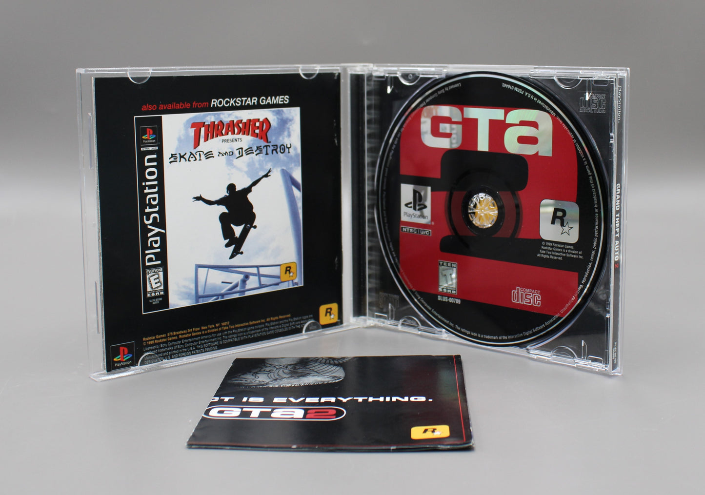 GTA Grand Theft Auto 2 (PlayStation One, PS1, 1999) CIB W/Map!